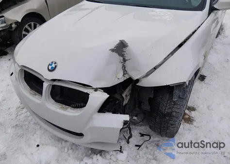 2011 BMW 328I xDrive z USA, uszkodzony, nr VIN WBAPK7C51BA819196